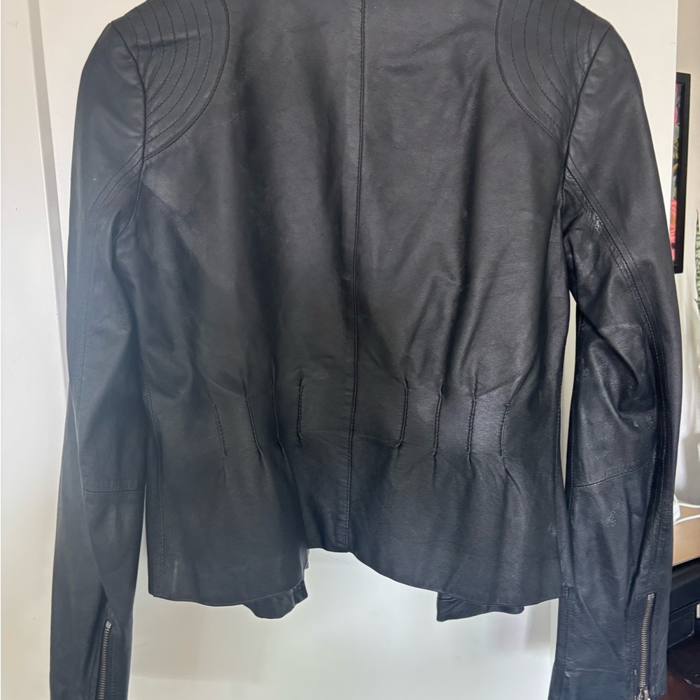 SEDUCE Black Leather Jacket Tailored Cropped Style